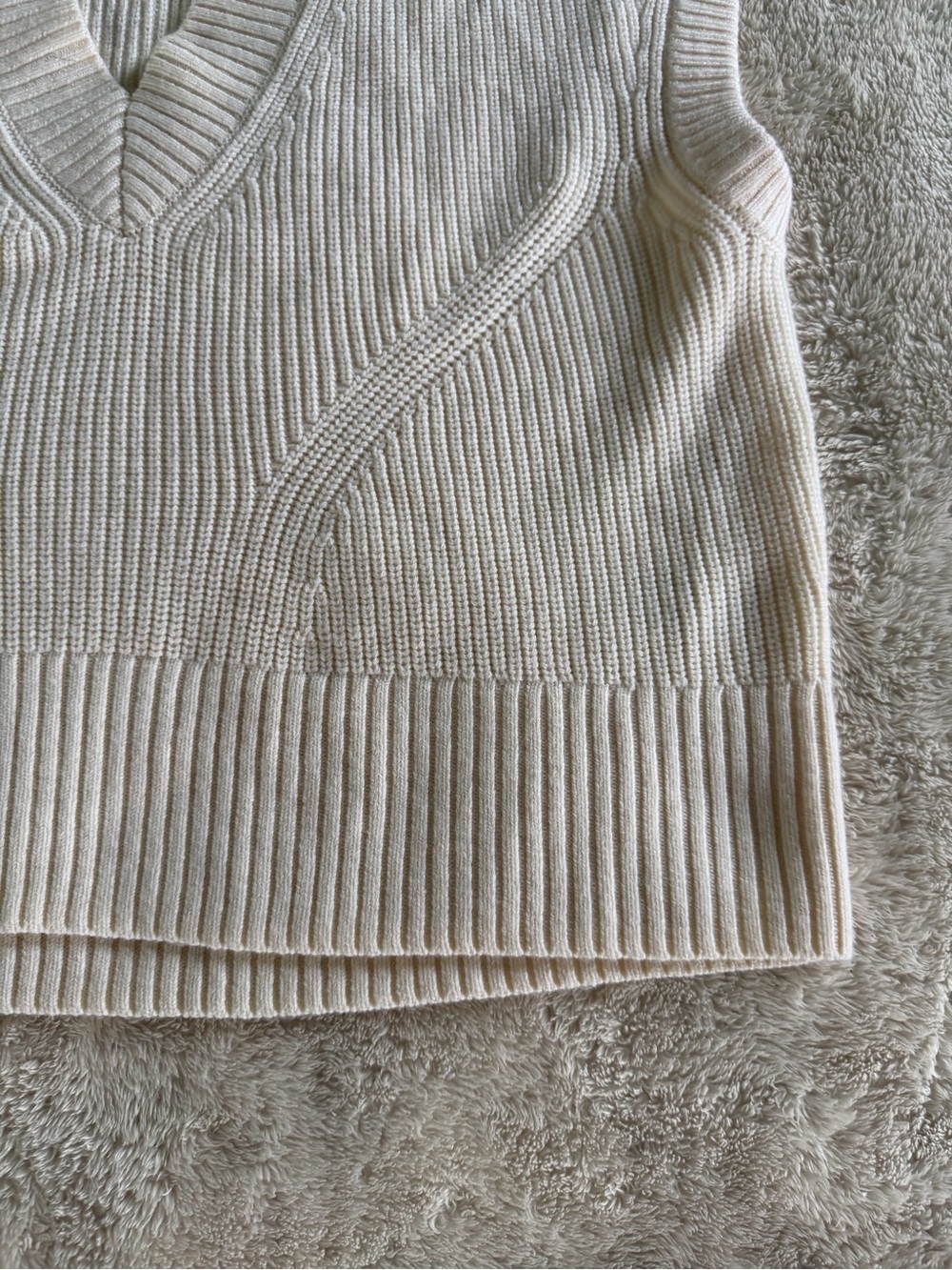 BANANA REPUBLIC Oversized Washable Merino Wool Sweater Vest sz M - Picture 7 of 10